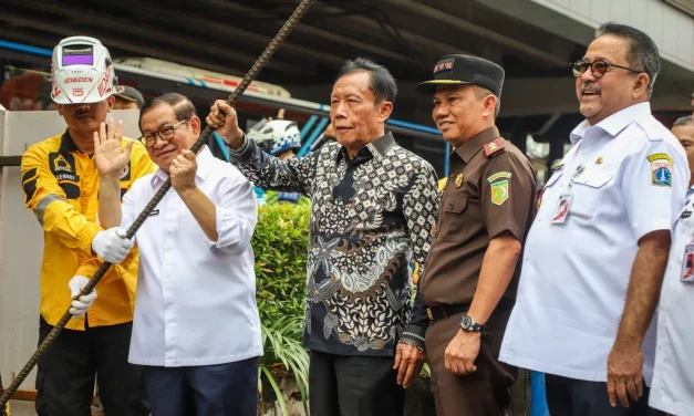 Tiang Monorel Rasuna Said Mulai Dibongkar Pemprov DKI