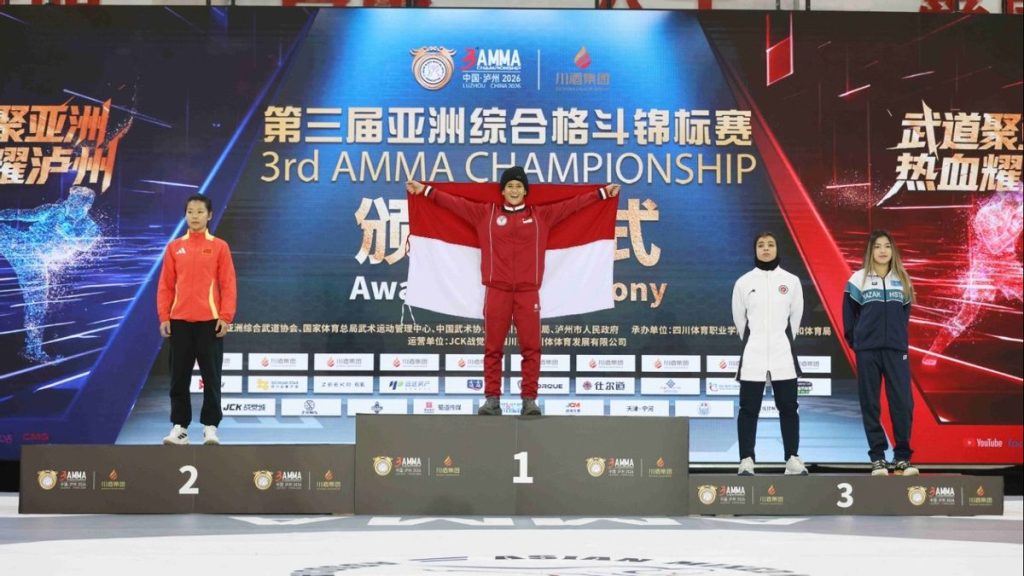 Delvi Nurfadillah, atlet MMA putri Indonesia, meraih medali emas di 3rd AMMA Championship 2026 di Luzhou, China