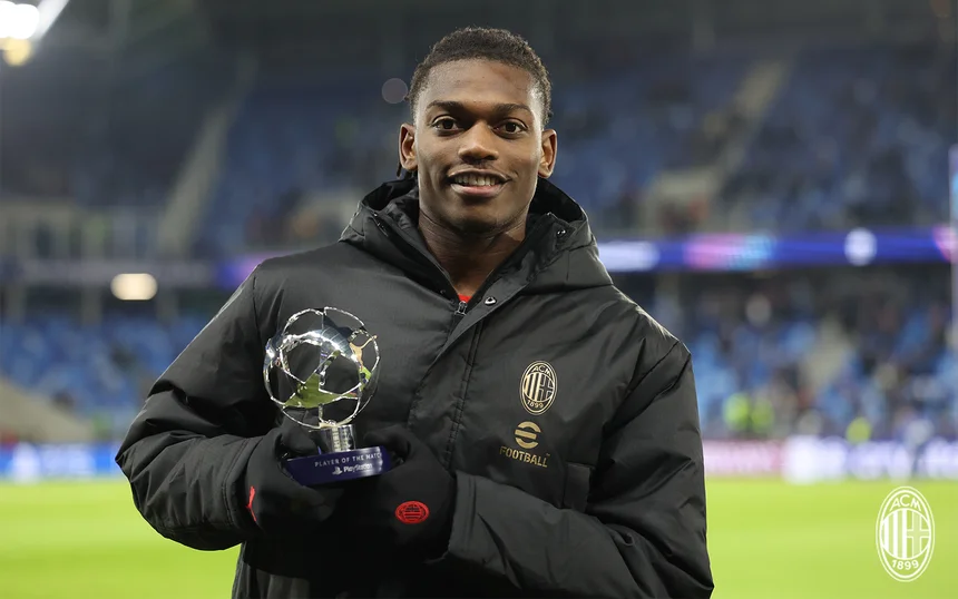 Pemain AC Milan merayakan gol kemenangan ke gawang Cagliari pada laga Serie A 2025/2026