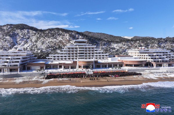 Taman Pantai Yombunjin, kawasan wisata baru di Pantai Timur Korea Utara