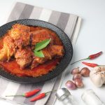 Resep Ayam Goreng Bumbu Rujak Pedas Manis Bikin Nagih