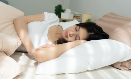 Bangun Tidur Badan Sering Sakit? Ini Posisi yang Wajib Diubah!