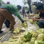 Tradisi Ketupat Lebaran Simbol Budaya dan Kebersamaan Idul Fitri