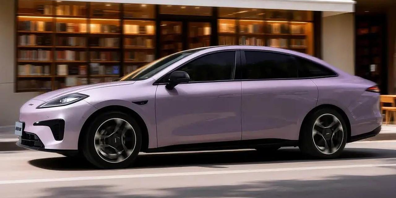 Aion RT Battery Swap: Ganti Baterai EV Hanya 99 Detik