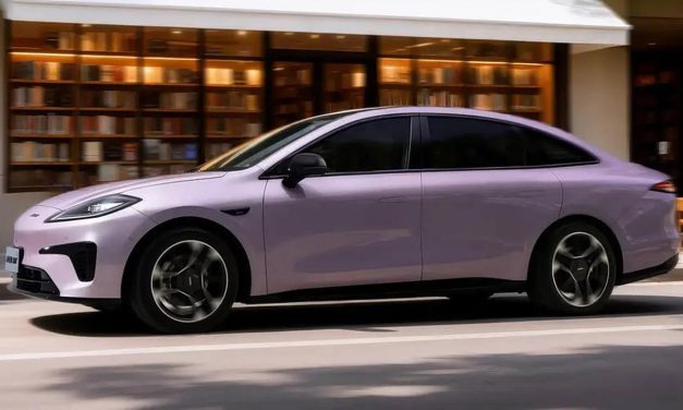 Aion RT Battery Swap: Ganti Baterai EV Hanya 99 Detik