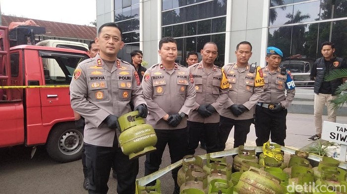 Polisi Bongkar Oplosan LPG Di Bogor, Negara Rugi Rp13,2 Miliar
