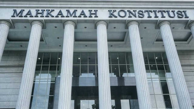 Gugatan UU TNI Memanas, Pemohon Desak MK Segera Putuskan