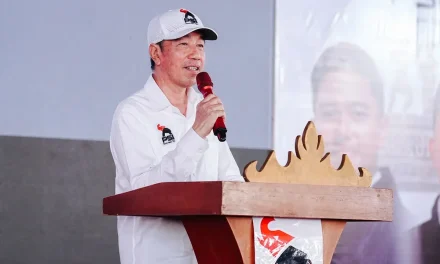 Jokowi Tegaskan Dukungan untuk PSI saat Kunjungi Lampung