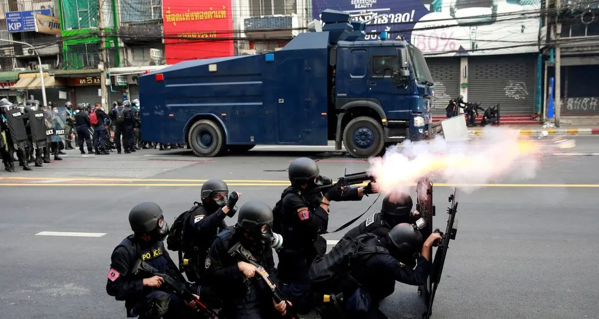 Bom dan Penembakan di Yala Thailand Selatan Lukai Enam Polisi