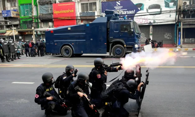 Bom dan Penembakan di Yala Thailand Selatan Lukai Enam Polisi
