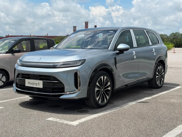 Wuling Siapkan SUV PHEV Mewah, Siap Gebrak Pasar Indonesia