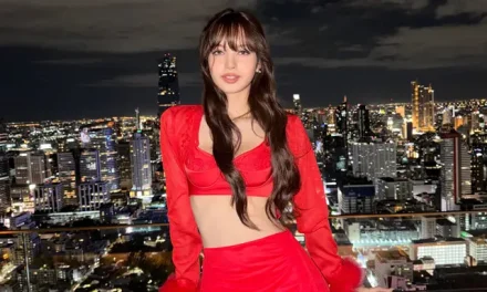 Lisa BLACKPINK Makin Glowing, Penampilannya Tuai Pujian