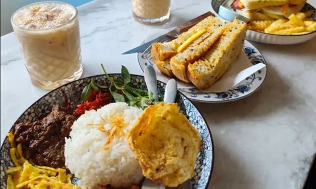 7 Tempat Makan Nasi Langgi di Cirebon, Enak dan Legendaris