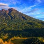 5 Gunung Selain Bromo yang Wajib Masuk Daftar Liburanmu