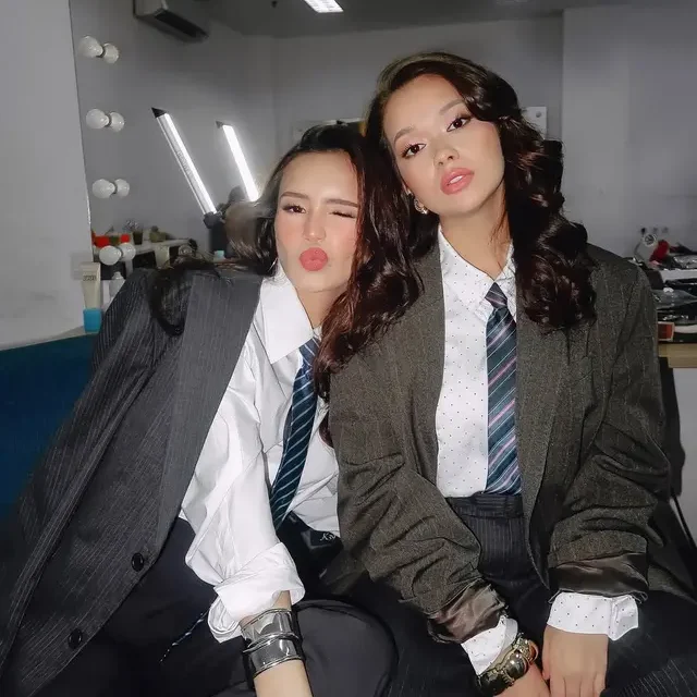 Preppy Style Kembali Populer, Gaya Klasik yang Tetap Elegan dan Modern