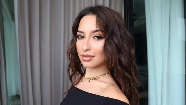 Teknik lip contouring untuk membuat bibir tampak lebih penuh dan berdimensi