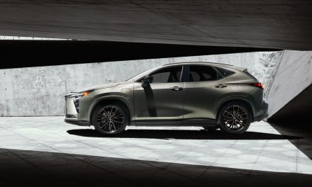 Lexus NX Tembus 1,9 Juta Unit, Kini Hadir dengan Sistem Hybrid Baru
