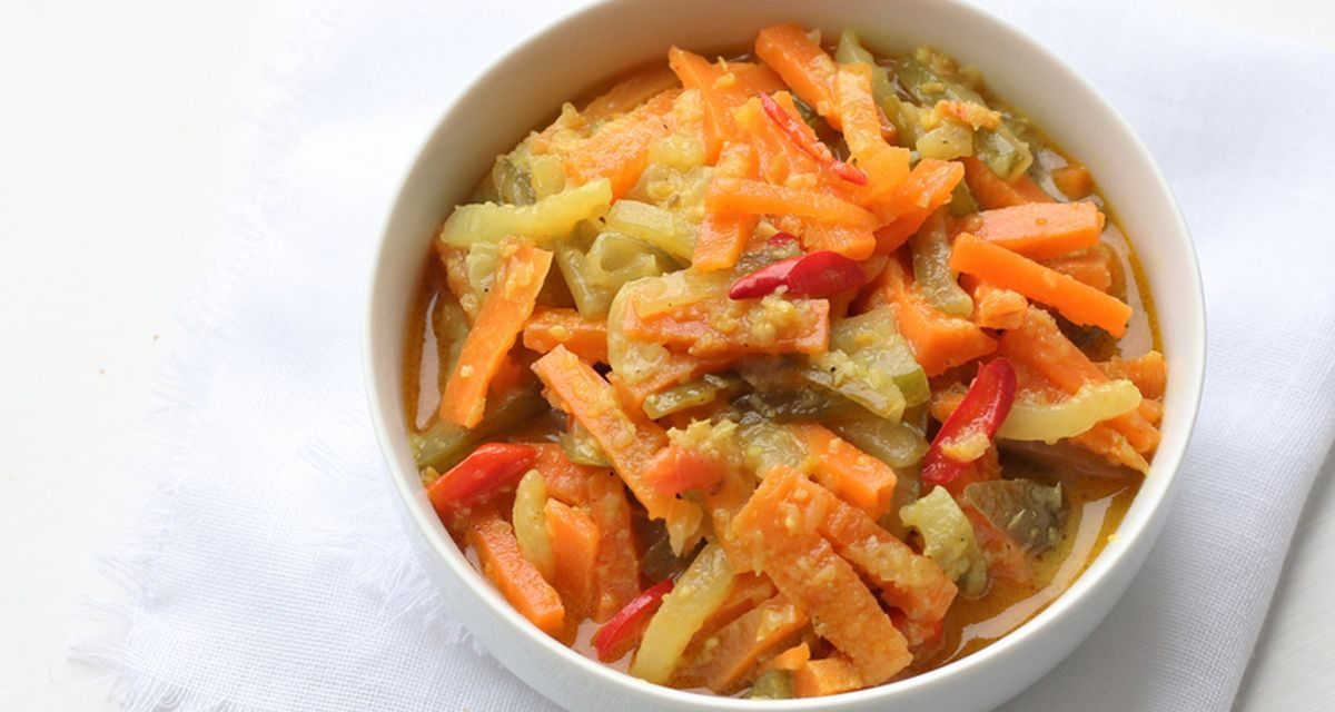 Resep Acar Kuning Timun dan Wortel untuk Lauk Pendamping